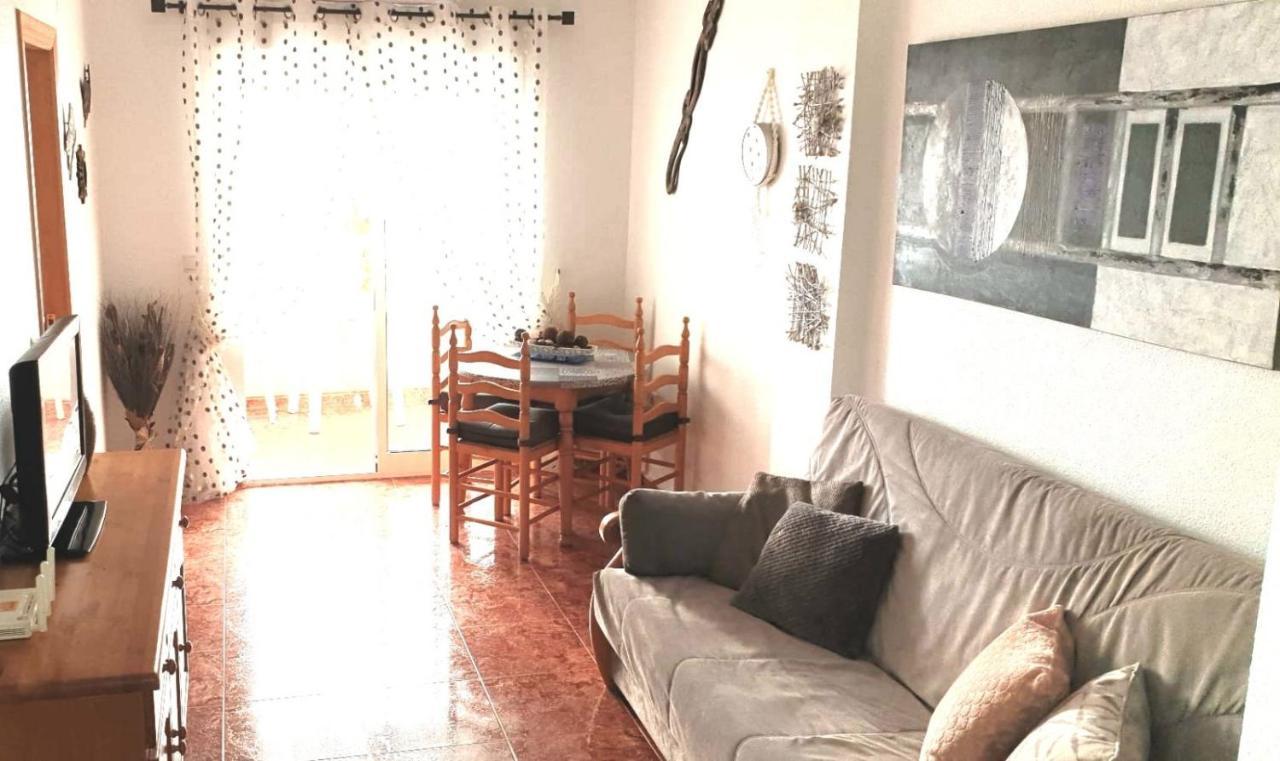 Apartamento Los Gases Torrevieja Kültér fotó