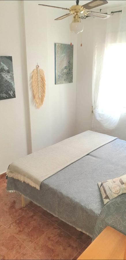 Apartamento Los Gases Torrevieja Kültér fotó